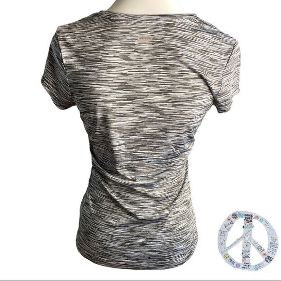 $ 5 add on item Spalding speed dri v neck t - Picture 4 of 9